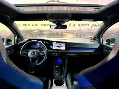 Vendo Volkswagen Golf 2023 - 45900 EUR, 53836 km - AUTO.MOTO.pt