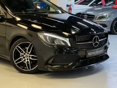 Vendo Mercedes-Benz CLA 200 2018 - 20990 EUR, 165000 km - AUTO.MOTO.pt