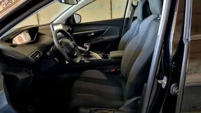 Vendo Peugeot 3008 2020 - 21500 EUR, 90000 km - AUTO.MOTO.pt