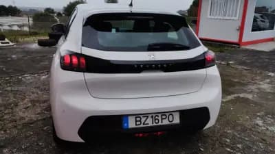 Sell Peugeot 208 2022 - 13999 EUR, 47000 km - AUTO.MOTO.pt