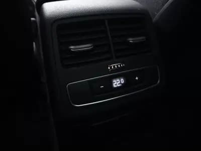 Sell Audi A4 Avant 2016 - 20950 EUR, 253446 km - AUTO.MOTO.pt