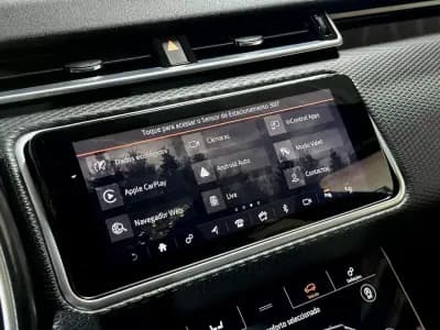 Sell Land Rover Range Rover Velar 2019 - 52900 EUR, 116101 km - AUTO.MOTO.pt