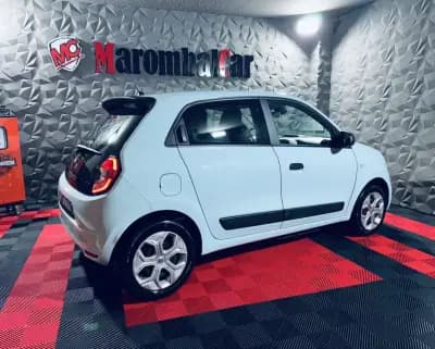 Vendo Renault Twingo 2023 - 16990 EUR, 16461 km - AUTO.MOTO.pt
