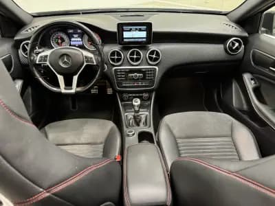 Vendo Mercedes-Benz A 180 2014 - 16990 EUR, 134000 km - AUTO.MOTO.pt