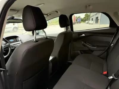 Vendo Ford Focus 2018 - 13850 EUR, 68388 km - AUTO.MOTO.pt