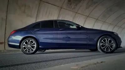 Vendo Mercedes-Benz C 220 2018 - 26800 EUR, 147000 km - AUTO.MOTO.pt