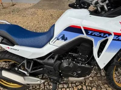 Sell Honda XL 2023 - 8550 EUR, 10729 km - AUTO.MOTO.pt