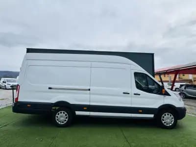 Vendo Ford Transit 2019 - 21999 EUR, 169000 km - AUTO.MOTO.pt