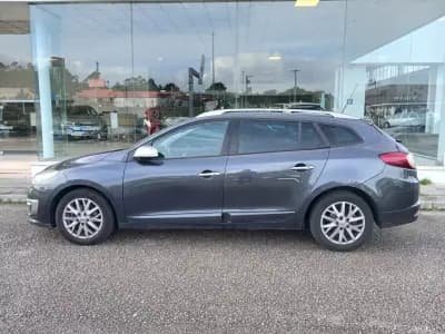 Vendo Renault Mégane Sport Tourer 2014 - 8500 EUR, 211200 km - AUTO.MOTO.pt