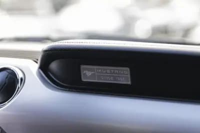 Vendo Ford Mustang 2016 - 30900 EUR, 101230 km - AUTO.MOTO.pt