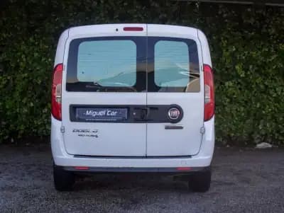 Vendo Fiat Doblo 2017 - 9750 EUR, 121100 km - AUTO.MOTO.pt