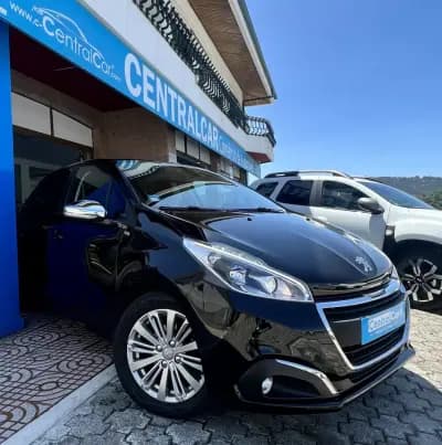 Vendo Peugeot 208 2017 - 9950 EUR, 147000 km - AUTO.MOTO.pt