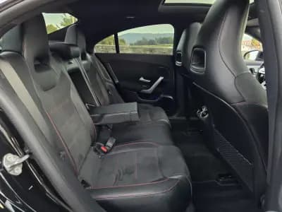 Vendo Mercedes-Benz CLA 180 2020 - 31990 EUR, 97000 km - AUTO.MOTO.pt