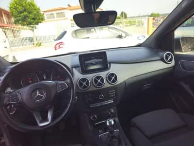 Sell Mercedes-Benz B 180 2018 - 17500 EUR, 80700 km - AUTO.MOTO.pt