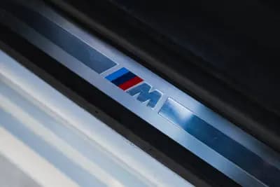 Vendo BMW 320 2020 - 29950 EUR, 171100 km - AUTO.MOTO.pt