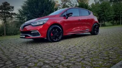 Sell Renault Clio 2014 - 17700 EUR, 146000 km - AUTO.MOTO.pt