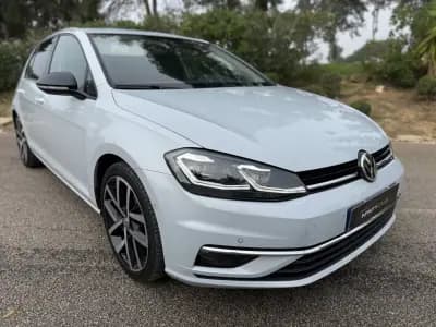 Vendo Volkswagen Golf 2018 - 17999 EUR, 200000 km - AUTO.MOTO.pt