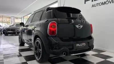 Vendo MINI Countryman 2011 - 12000 EUR, 195672 km - AUTO.MOTO.pt