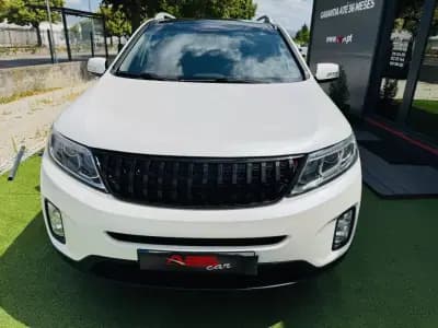 Vendo Kia Sorento 2015 - 18900 EUR, 199000 km - AUTO.MOTO.pt