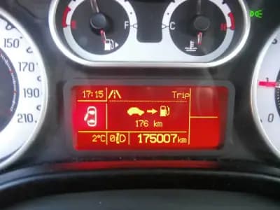 Vendo Fiat 500L 2013 - 6500 EUR, 175007 km - AUTO.MOTO.pt