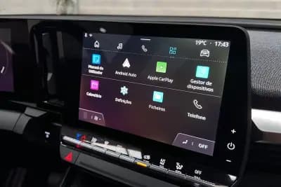 Vendo Renault Mégane E-Tech 2023 - 20950 EUR, 72823 km - AUTO.MOTO.pt