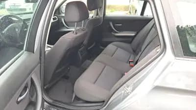 Vendo BMW 320 2010 - 12890 EUR, 157813 km - AUTO.MOTO.pt