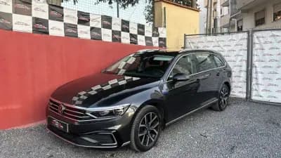 Vendo Volkswagen Passat Variant 2020 - 18500 EUR, 175000 km - AUTO.MOTO.pt