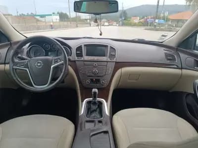 Sell Opel Insignia 2010 - 7500 EUR, 206000 km - AUTO.MOTO.pt