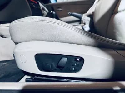 Sell BMW 120 2009 - 15990 EUR, 211597 km - AUTO.MOTO.pt