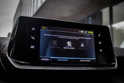 Vendo Peugeot e-2008 2021 - 20850 EUR, 59500 km - AUTO.MOTO.pt