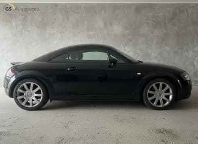 Sell Audi TT Coupé 2000 - 7990 EUR, 215000 km - AUTO.MOTO.pt
