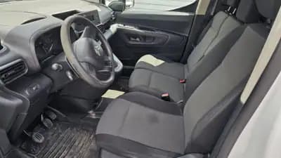 Vendo Citroën Berlingo 2019 - 14450 EUR, 140000 km - AUTO.MOTO.pt