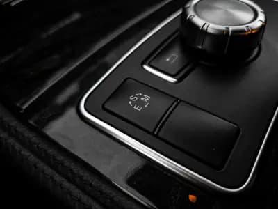 Sell Mercedes-Benz CLS 350 2013 - 26950 EUR, 199000 km - AUTO.MOTO.pt