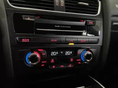 Vendo Audi A5 2015 - 21990 EUR, 59192 km - AUTO.MOTO.pt