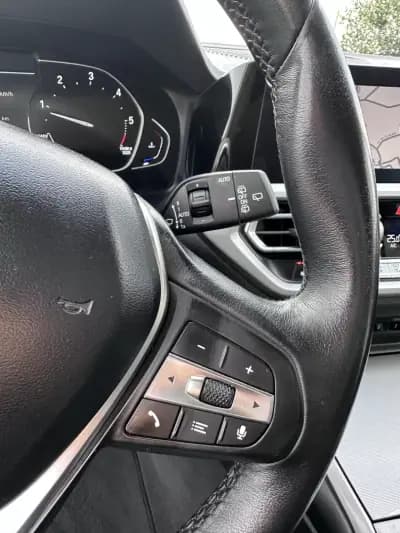 Sell BMW 318 2021 - 24900 EUR, 170000 km - AUTO.MOTO.pt