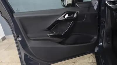 Vendo Peugeot 2008 2019 - 10850 EUR, 40800 km - AUTO.MOTO.pt