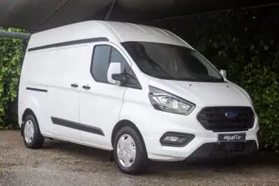 Vendo Ford Transit 2019 - 16900 EUR, 211600 km - AUTO.MOTO.pt