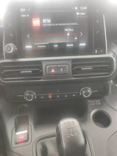 Vendo Opel Combo 2020 - 12978 EUR, 149789 km - AUTO.MOTO.pt