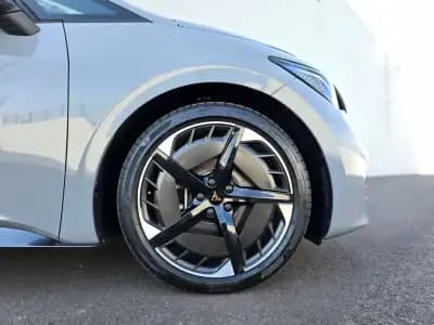 Vendo Cupra Born 2024 - 32400 EUR, 12000 km - AUTO.MOTO.pt