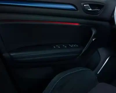 Sell Renault Mégane Sport Tourer 2018 - 15990 EUR, 126740 km - AUTO.MOTO.pt