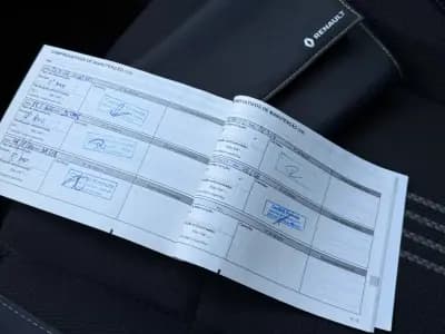 Sell Renault Mégane Sport Tourer 2018 - 15950 EUR, 122000 km - AUTO.MOTO.pt