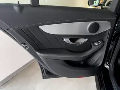 Sell Mercedes-Benz C 200 2015 - 17999 EUR, 175000 km - AUTO.MOTO.pt