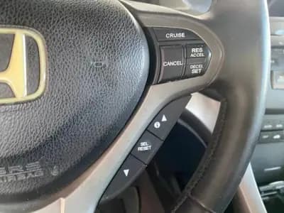 Vendo Honda Accord 2009 - 9250 EUR, 266508 km - AUTO.MOTO.pt