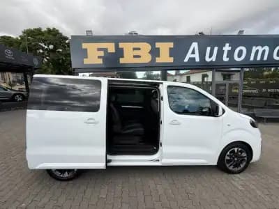 Vendo Opel 1204 2021 - 39900 EUR, 72880 km - AUTO.MOTO.pt