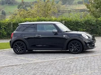 Vendo MINI 2017 - 14999 EUR, 131500 km - AUTO.MOTO.pt