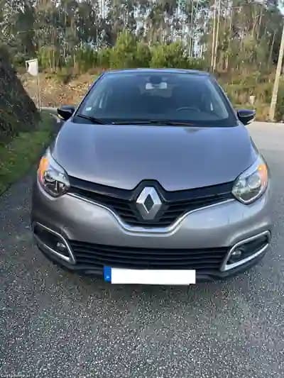 Vendo Renault Captur 2016 - 12750 EUR, 114000 km - AUTO.MOTO.pt