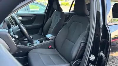 Sell Volvo XC 40 2022 - 20600 EUR, 169121 km - AUTO.MOTO.pt