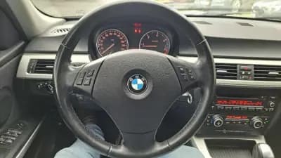 Vendo BMW 320 2010 - 12890 EUR, 157813 km - AUTO.MOTO.pt