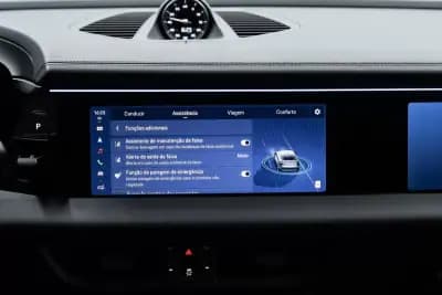 Vendo Porsche Macan 2025 - 88950 EUR, 14000 km - AUTO.MOTO.pt