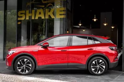 Vendo Volkswagen ID.4 2021 - 26990 EUR, 66500 km - AUTO.MOTO.pt